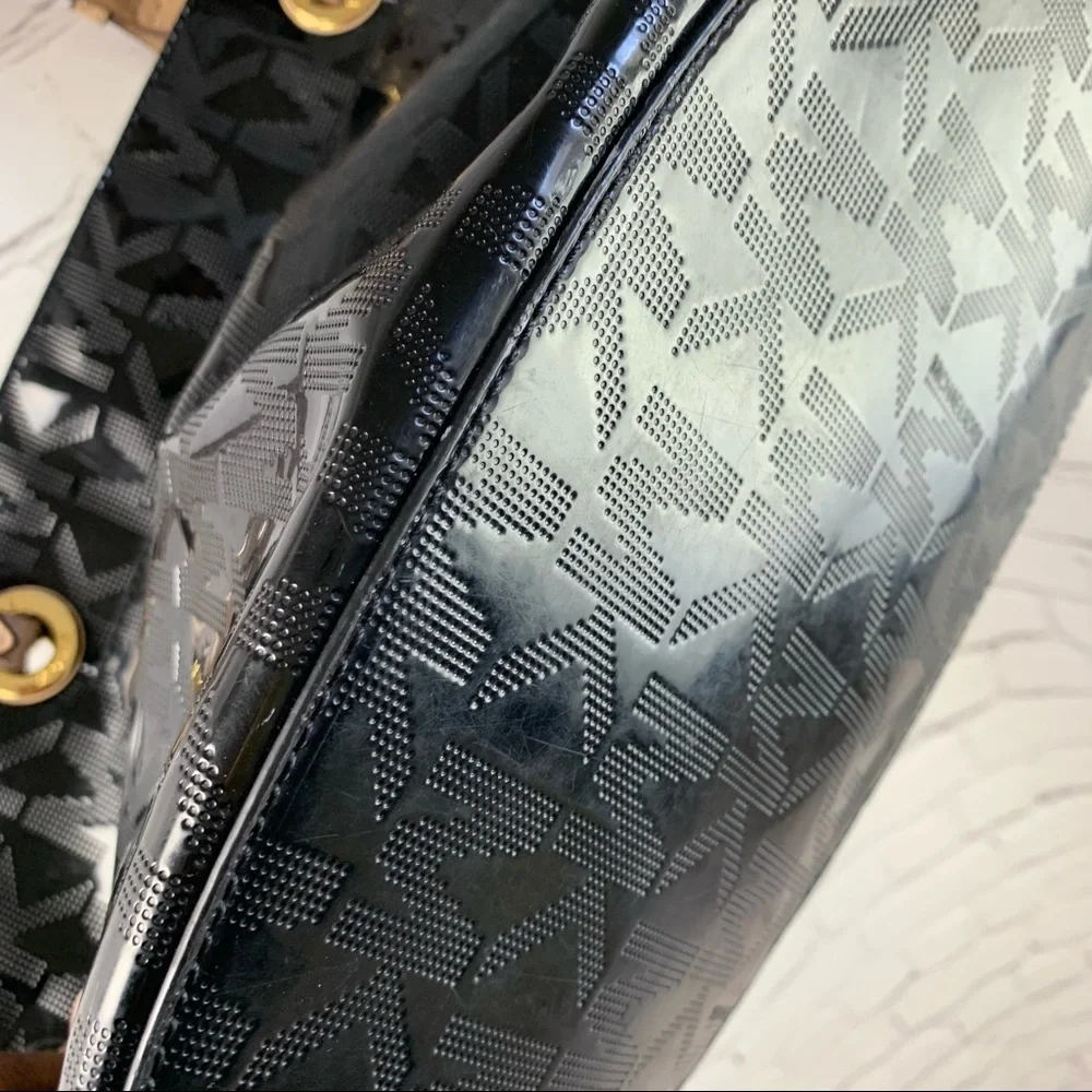 Michael Kors approximate measurements